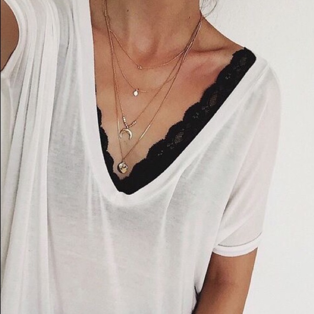 V neck tee shirt top white basic minimalist - Picture 4 of 7